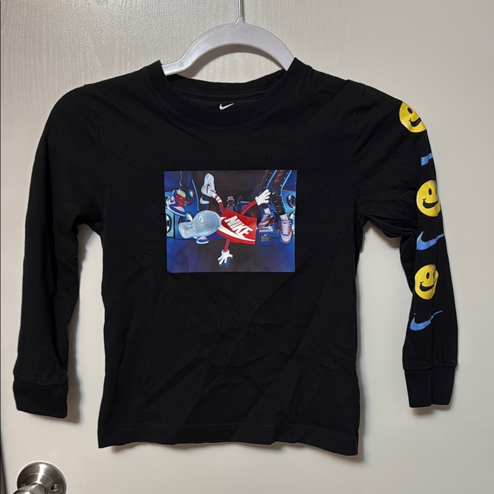 Nike Kids Black Long Sleeve Shirt Size 6-7